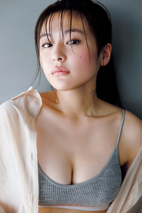 和内璃乃さん、グラビアデビューで18歳のピチピチおっぱいがけしからんｗｗｗ【エロ画像】